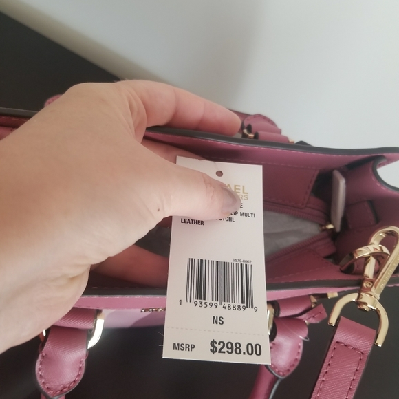 SOLD! Michael Kors Satchel - Picture 7 of 7